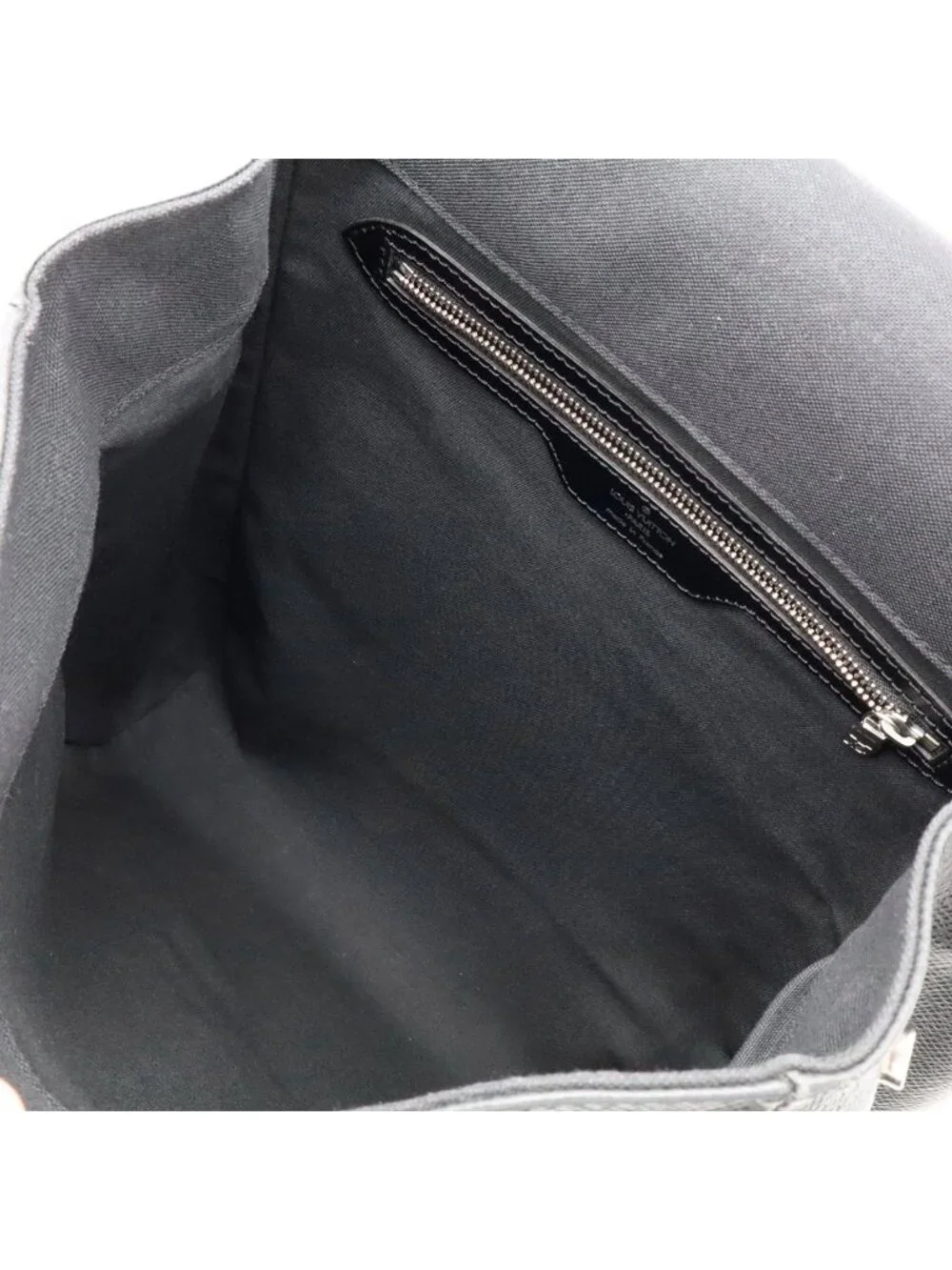 Louis Vuitton Taiga Cassiar Backpack Ardoise Black